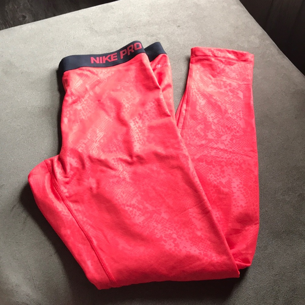 Nike pro leggings